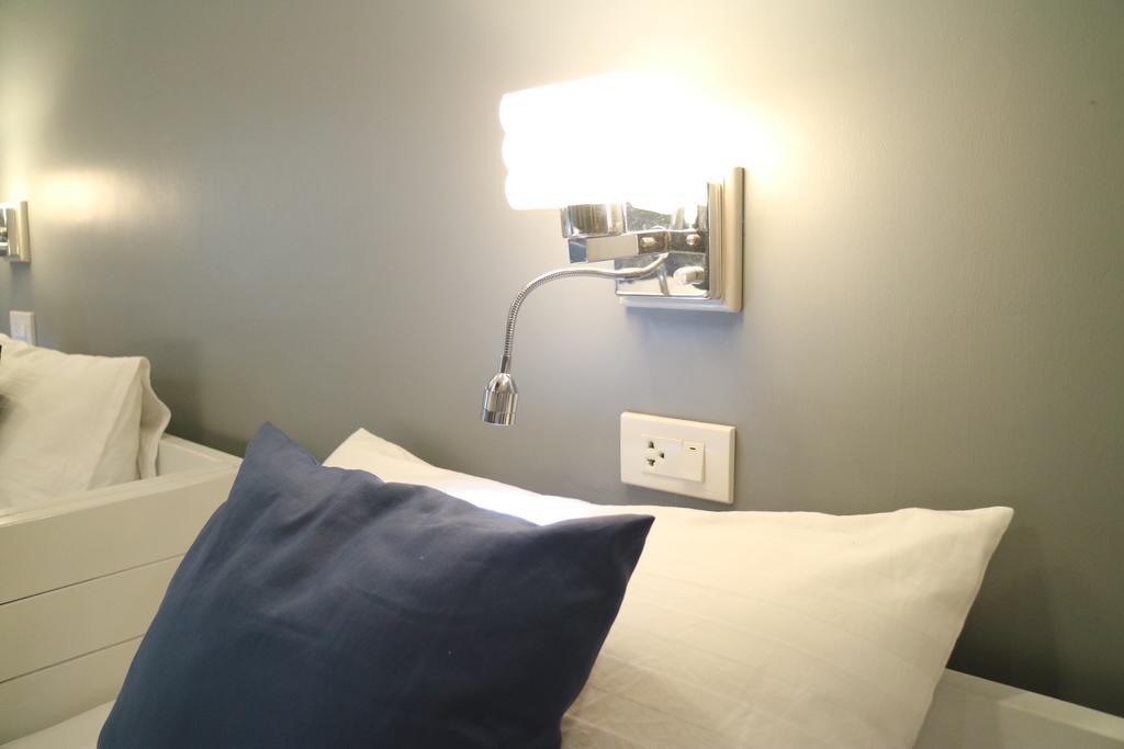 Golden Mountain Hostel Bangkok Ngoại thất bức ảnh