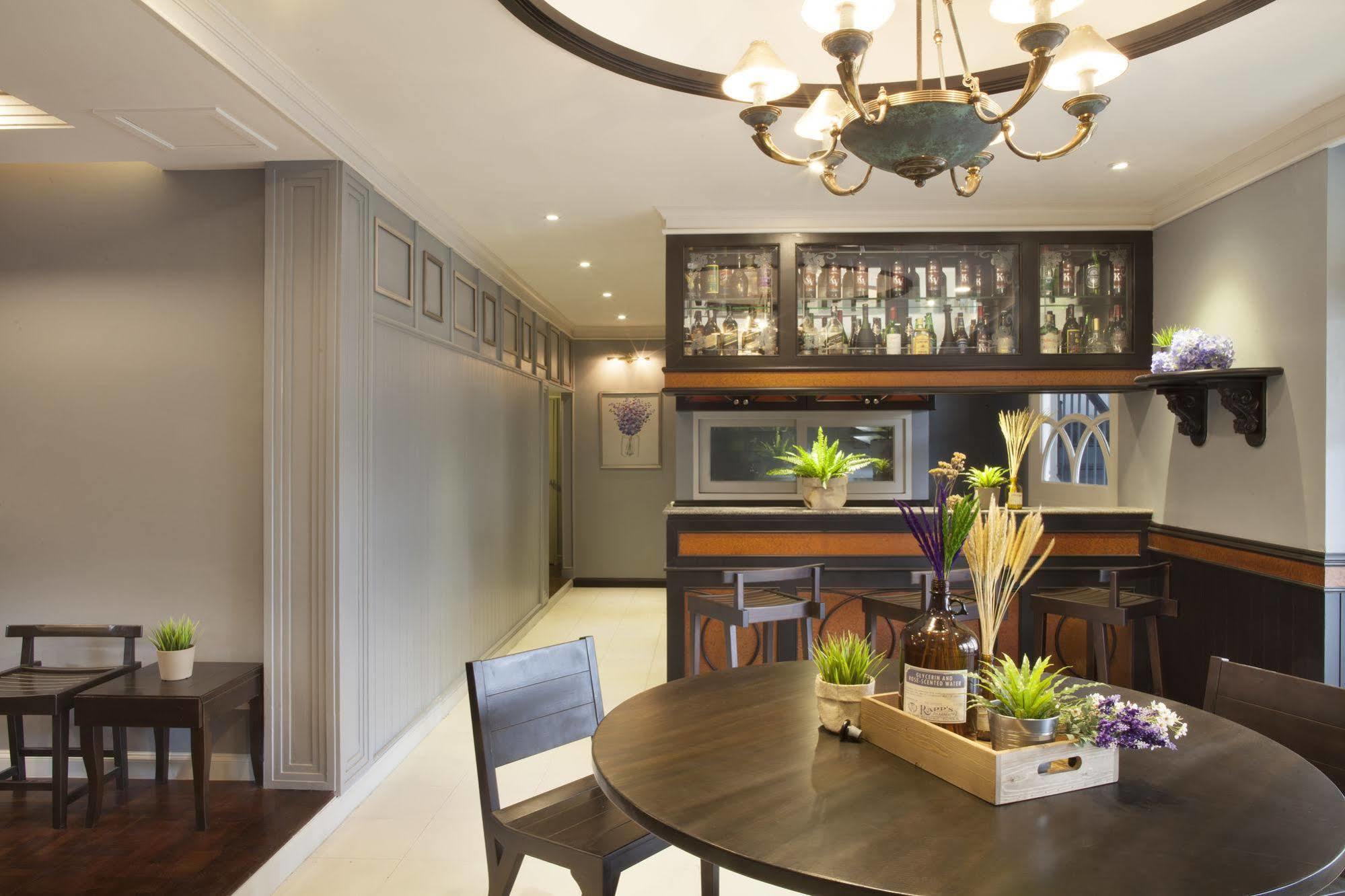 Golden Mountain Hostel Bangkok Ngoại thất bức ảnh